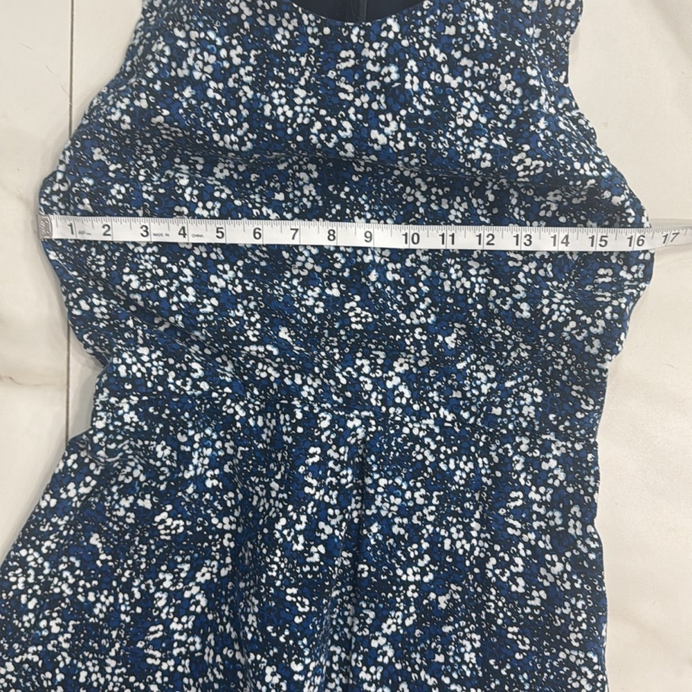 Gap Blue Floral Cotton and Linen Mini Dress. Sz 6 - Picture 4 of 8